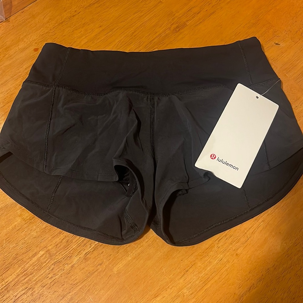 Lululemon Speed Up LR Short 2.5” *Lined
